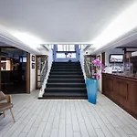 Hotel St Jean 3*
