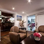 St Jean Hotel