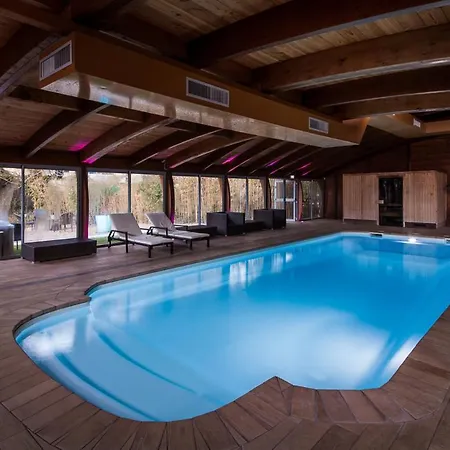 ホテル St Jean 3*