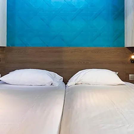 Hotell St Jean 3*